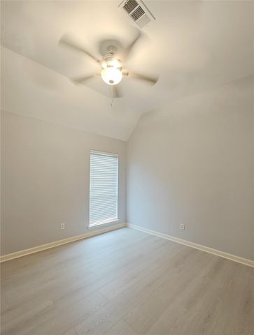 3810 Paigewood Drive, Pearland, TX 77584