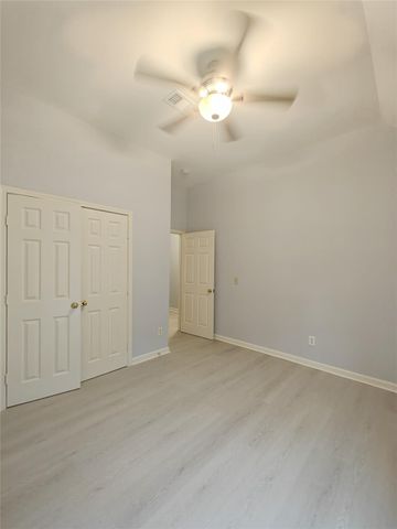 3810 Paigewood Drive, Pearland, TX 77584