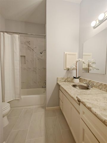 3810 Paigewood Drive, Pearland, TX 77584