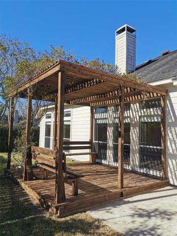 3810 Paigewood Drive, Pearland, TX 77584