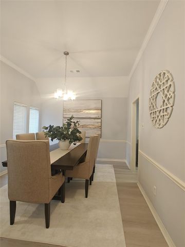 3810 Paigewood Drive, Pearland, TX 77584