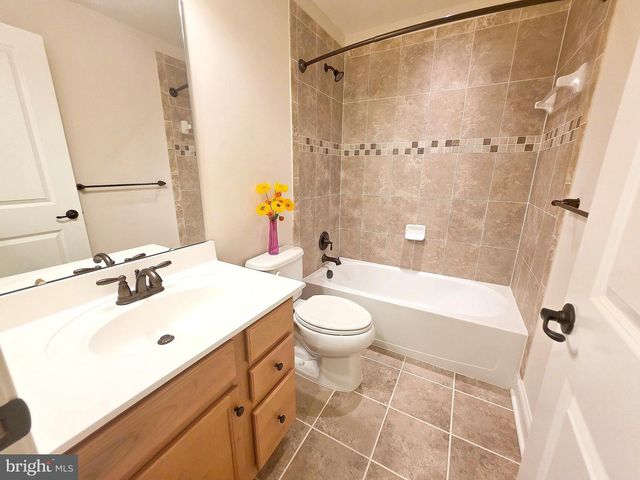 22618 SHINING HARNESS ST, Clarksburg, MD 20871