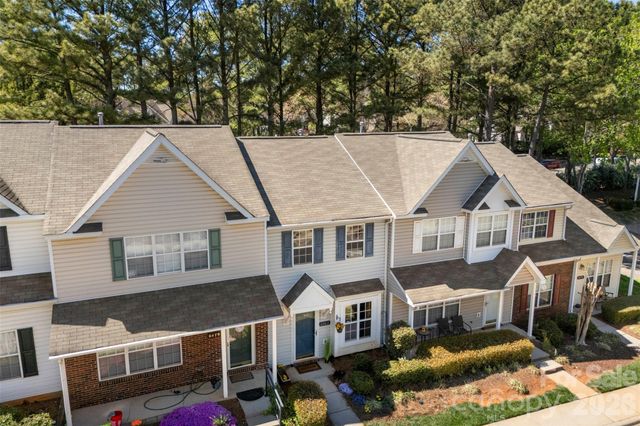 6483 Saint Bernard Way, Charlotte, NC 28269