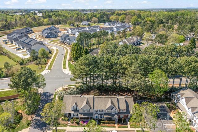 6483 Saint Bernard Way, Charlotte, NC 28269