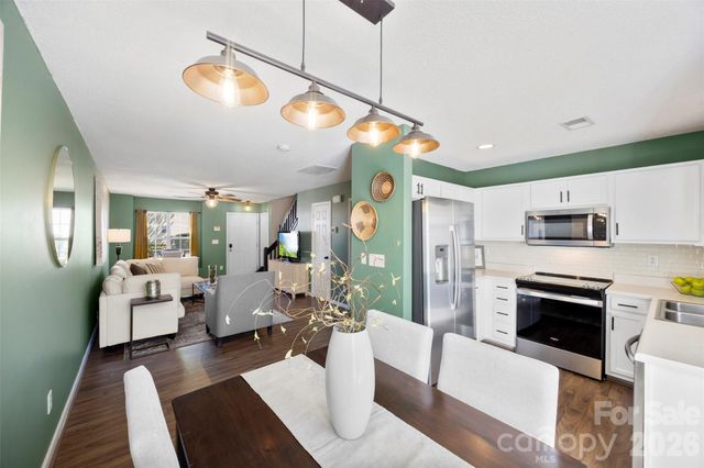 6483 Saint Bernard Way, Charlotte, NC 28269