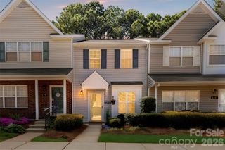 6483 Saint Bernard Way, Charlotte, NC 28269