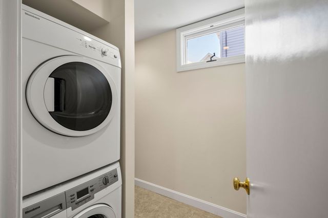 1 Lewis Ave, Salisbury, MA 01952