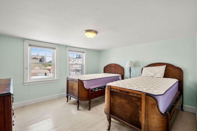 1 Lewis Ave, Salisbury, MA 01952