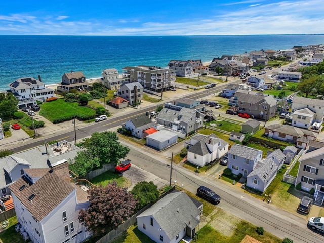 1 Lewis Ave, Salisbury, MA 01952
