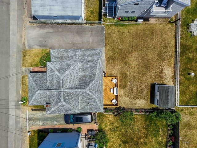 1 Lewis Ave, Salisbury, MA 01952