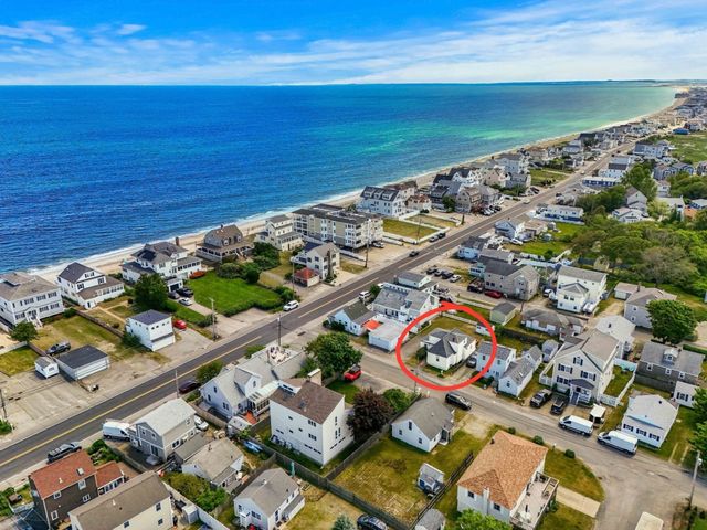 1 Lewis Ave, Salisbury, MA 01952