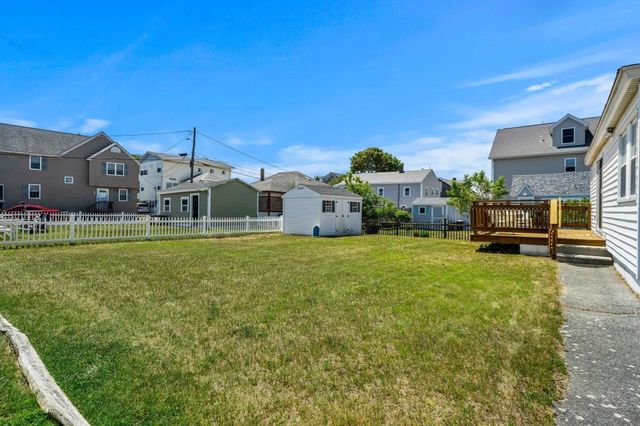 1 Lewis Ave, Salisbury, MA 01952