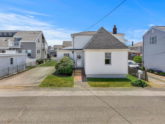1 Lewis Ave, Salisbury, MA 01952