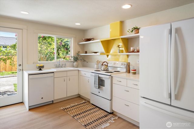 1103 E 71st Street, Tacoma, WA 98404