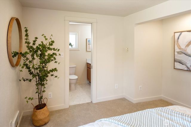 1103 E 71st Street, Tacoma, WA 98404