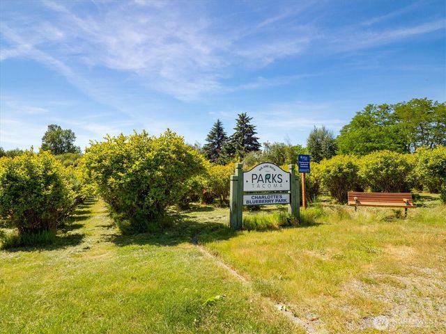 1103 E 71st Street, Tacoma, WA 98404