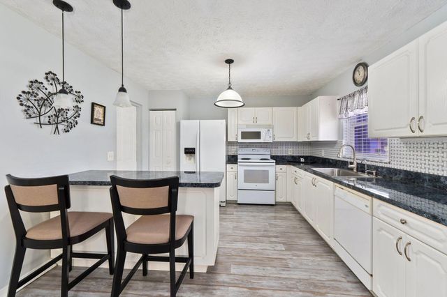 5713 Spindle Place, Fort Pierce, FL 34982