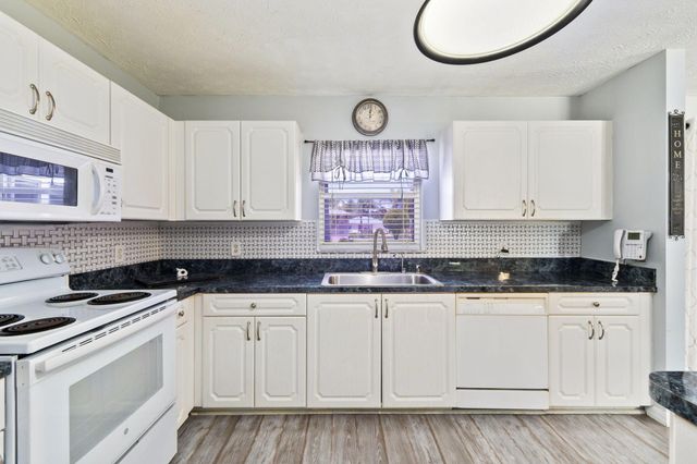 5713 Spindle Place, Fort Pierce, FL 34982