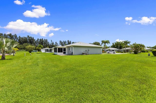 5713 Spindle Place, Fort Pierce, FL 34982