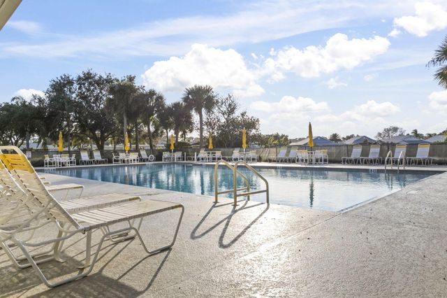 5713 Spindle Place, Fort Pierce, FL 34982