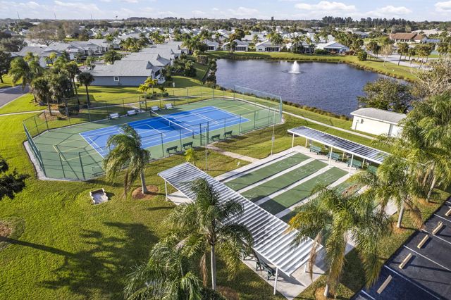 5713 Spindle Place, Fort Pierce, FL 34982