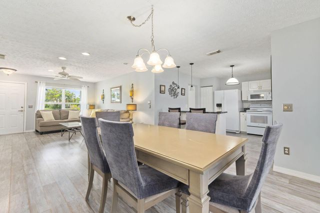 5713 Spindle Place, Fort Pierce, FL 34982