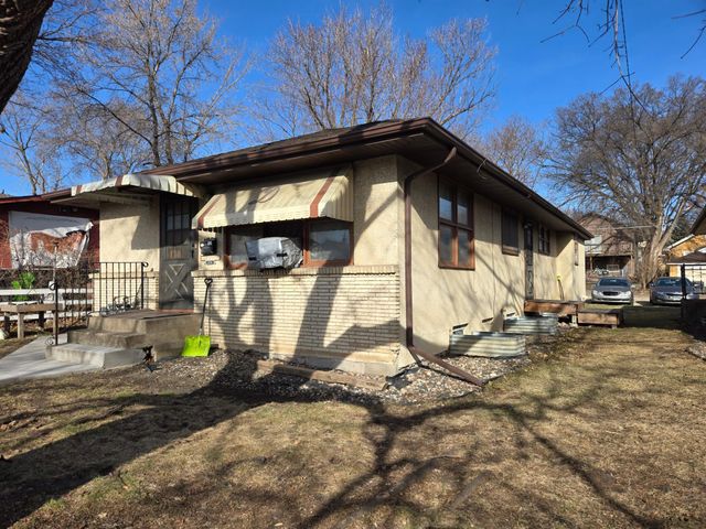 1098 26th Avenue SE, Minneapolis, MN 55414