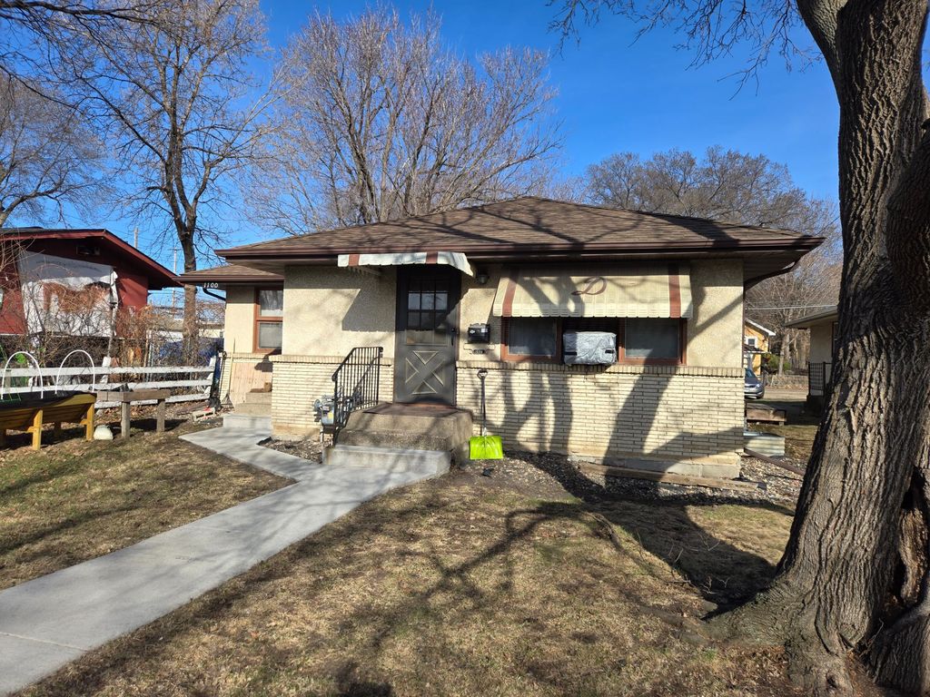 1098 26th Avenue SE, Minneapolis, MN 55414