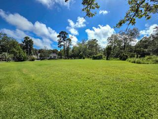 4647 Dogwood Dr., Little River, SC 29566