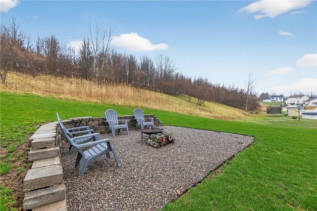 441 Parkside Trail, Walworth, NY 14502