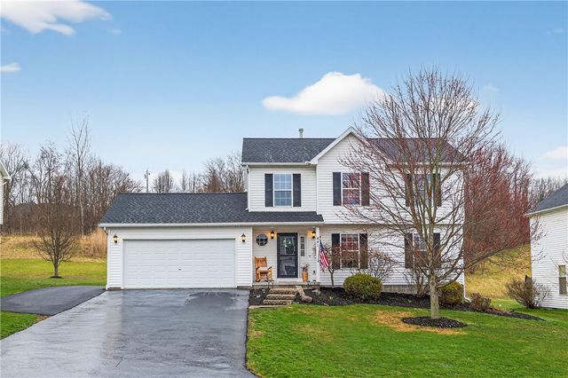 441 Parkside Trail, Walworth, NY 14502