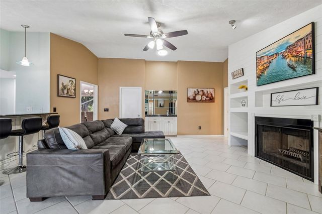 1563 MISTY PLATEAU TRAIL, Clearwater, FL 33765