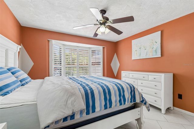 1563 MISTY PLATEAU TRAIL, Clearwater, FL 33765