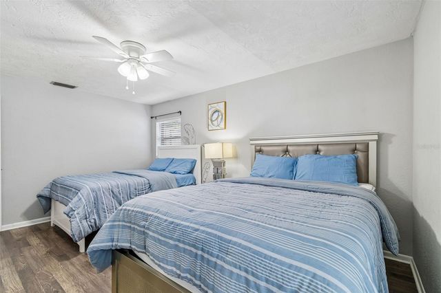 1563 MISTY PLATEAU TRAIL, Clearwater, FL 33765