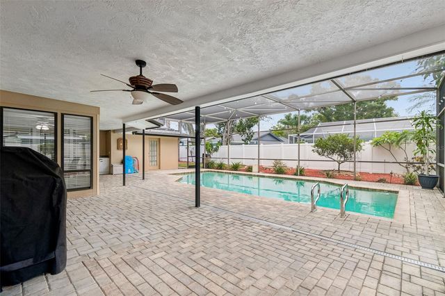 1563 MISTY PLATEAU TRAIL, Clearwater, FL 33765