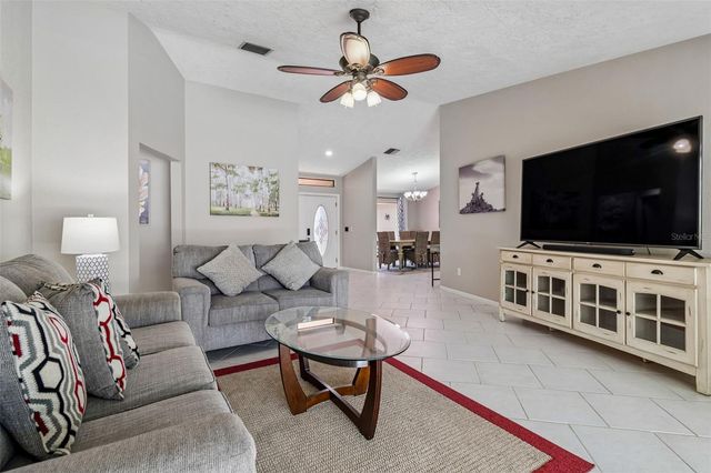 1563 MISTY PLATEAU TRAIL, Clearwater, FL 33765
