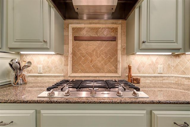 1516 Morning Star, Edmond, OK 73034