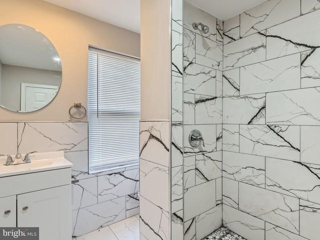 1324 W PRATT ST, Baltimore, MD 21223