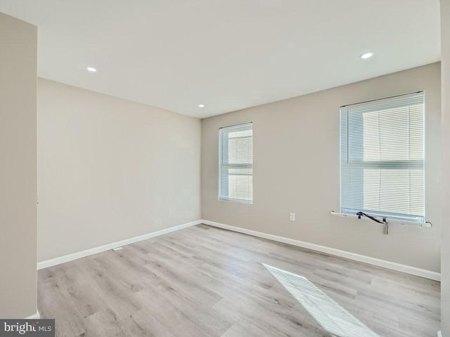 1324 W PRATT ST, Baltimore, MD 21223