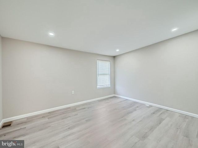 1324 W PRATT ST, Baltimore, MD 21223