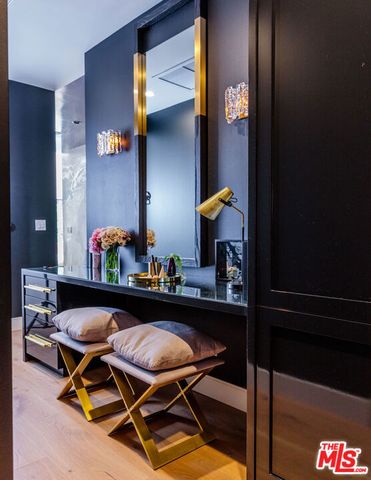 9024 Wonderland Park Avenue, Los Angeles, CA 90046