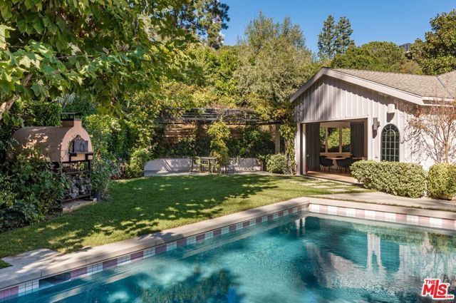 9024 Wonderland Park Avenue, Los Angeles, CA 90046