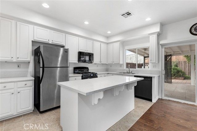 14529 Daisy Drive, Panorama City (los Angeles), CA 91402