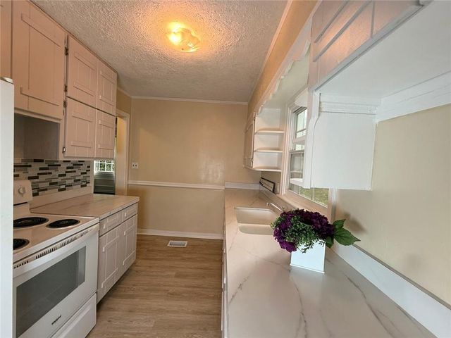 5132 Warner Street, Forest Park, GA 30297