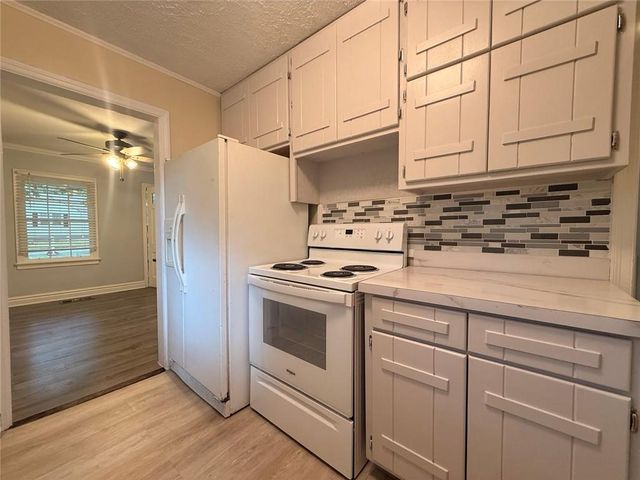 5132 Warner Street, Forest Park, GA 30297