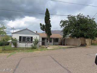 454 W Ray Street, Superior, AZ 85173