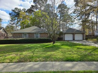106 Queensbury Circle, Goose Creek, SC 29445