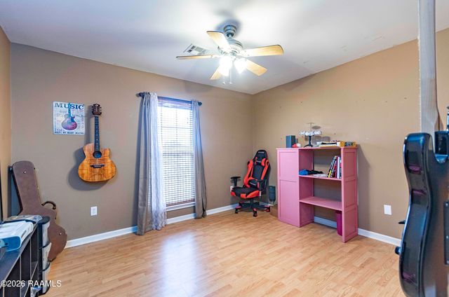 1049 Gary Drive, Breaux Bridge, LA 70517