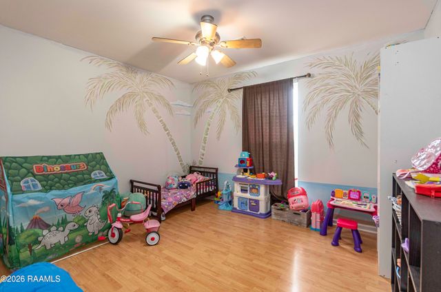 1049 Gary Drive, Breaux Bridge, LA 70517