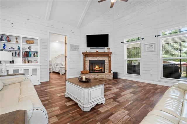 8100 Oak Hill Drive, Semmes, AL 36575